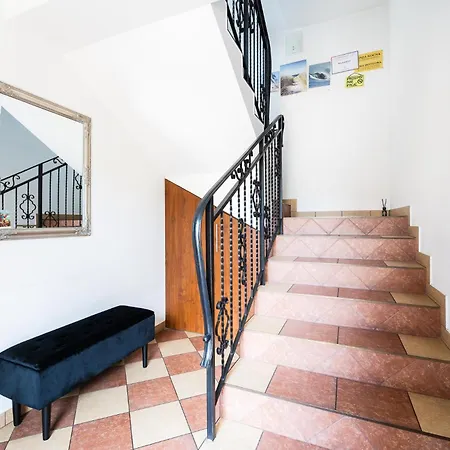 Bartek Homestay *