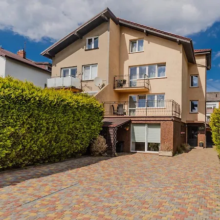 Bartek Homestay